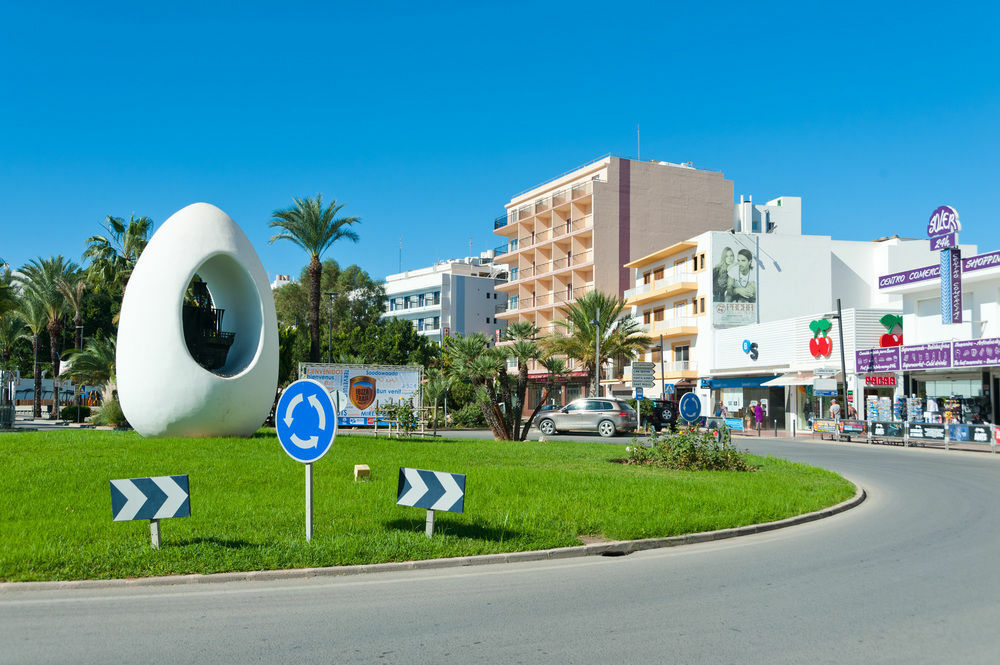 The Red Hotel By Ibiza Feeling - Adults Only Sant Antoni de Portmany Dış mekan fotoğraf