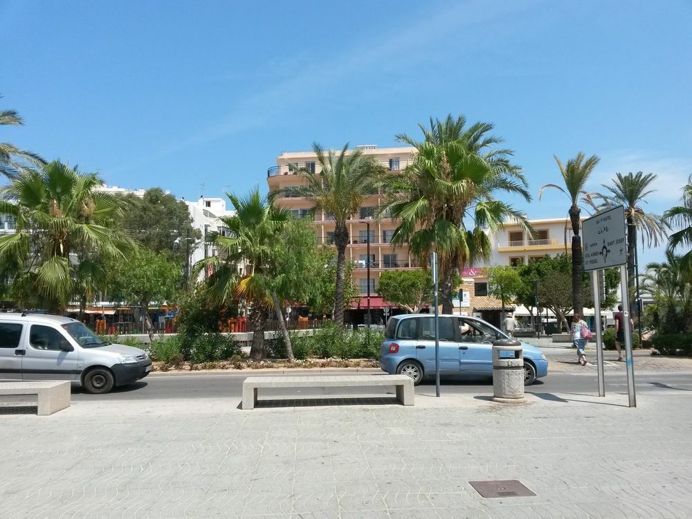 The Red Hotel By Ibiza Feeling - Adults Only Sant Antoni de Portmany Dış mekan fotoğraf